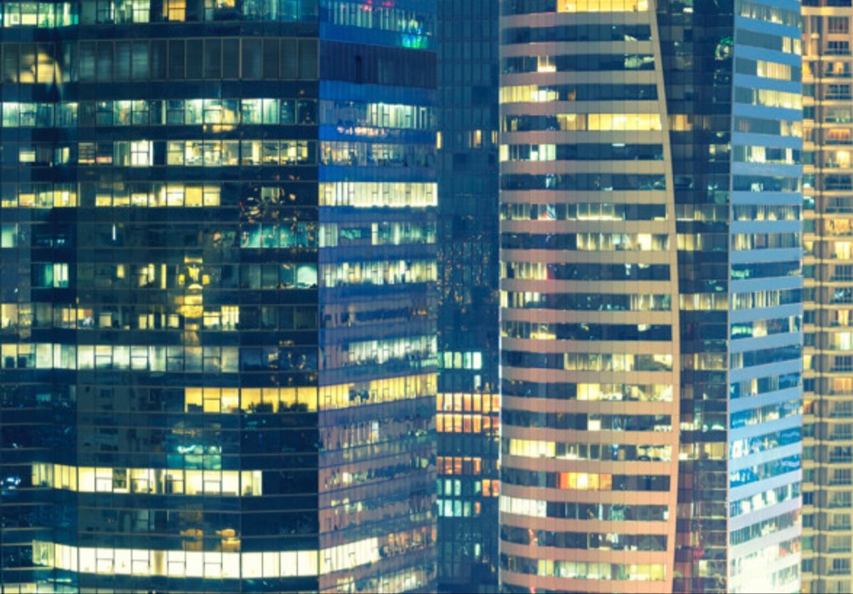 Featured image of post Anime City Background Falling