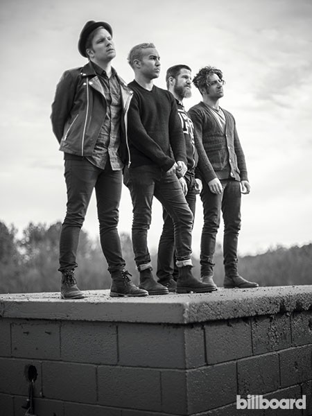 Featured image of post Fall Out Boy Black And White