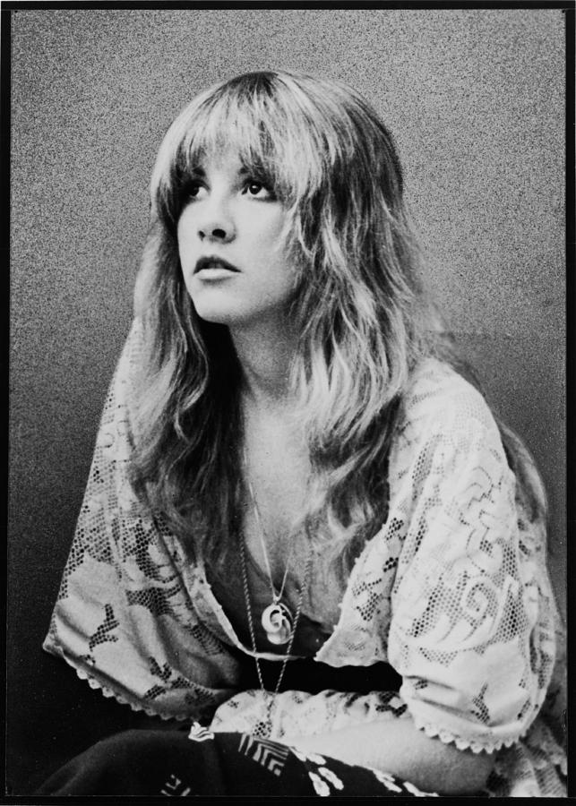 Featured image of post Stevie Nicks Black And White Photos