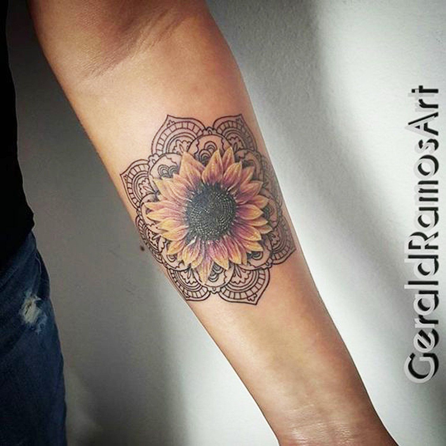 Featured image of post Sunflower Mandala Tattoo Designs